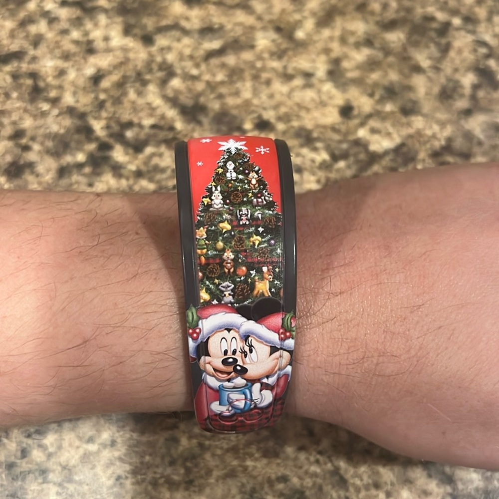 🎄🐭🏰 2016 Limited Release Disney Christmas Original MagicBand